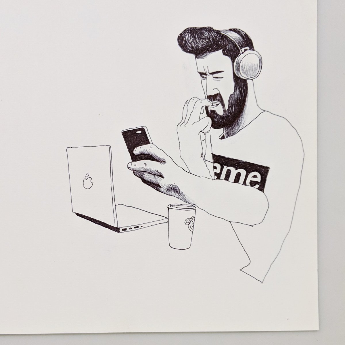 Sam_Kulavoor's tweet photo. Drawn at a cafe in #Versova.
Ballpoint pen on paper.
This drawing is part of #TheShiftingCity on view at @GI_MMB_Mumbai Curated by @kaiwan_mehta
#MakingHeimat #Arrivalcity
@tarqtweets https://t.co/mvf7Y3BIPw