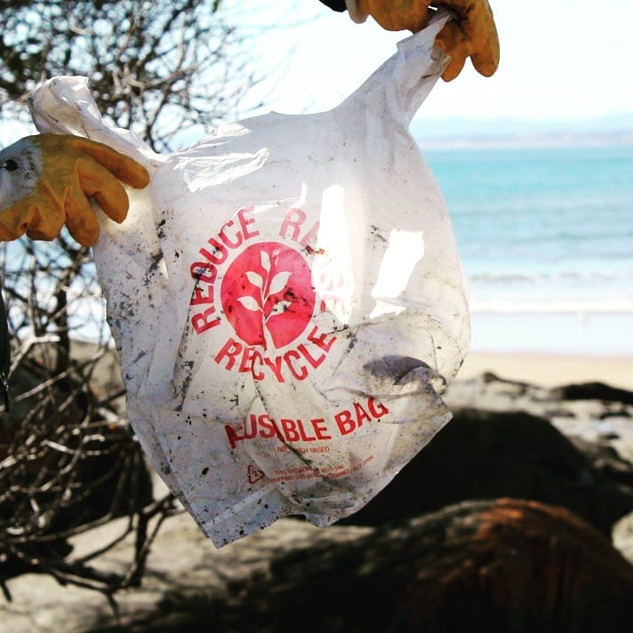 BassStraitMC's tweet photo. Thanks to Jane from Sea Shepherd for organising the Marine Debris Cleanup.
We hope to do similar events like this in the future. What would you like to see the Bass Strait Maritime Centre offer in our school holiday programming?
#bluffblitz #tangaroablue #seashepherd https://t.co/UZvT3jLl6I