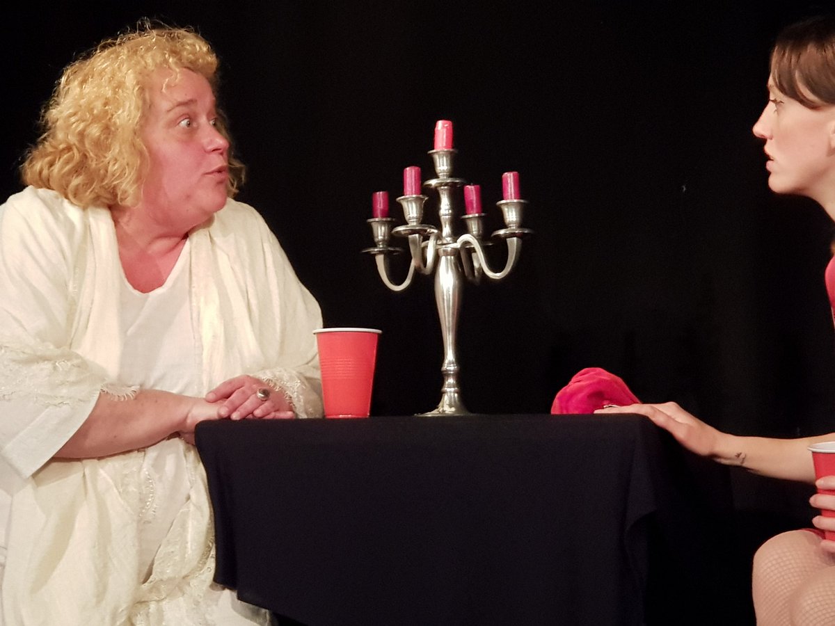 ChNeumeyer's tweet image. #kriminalitaetentheater #werwars #whodunit Uraufführung der Kooperation mit den  @MSchwestern in #Wien 2019 - großartiges #Theater #Schauspiel mit #BarbaraEndlKapaun #KatharinaKutil #MarliesReichl #JürgenKapaun, #SebastianNeumann #JürgenPfaffinger #Kultur #wienliebe #krimi