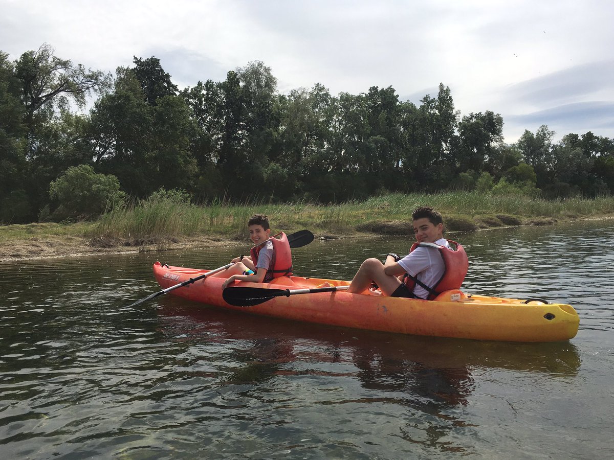 Fotitos de ayer en las canoas!