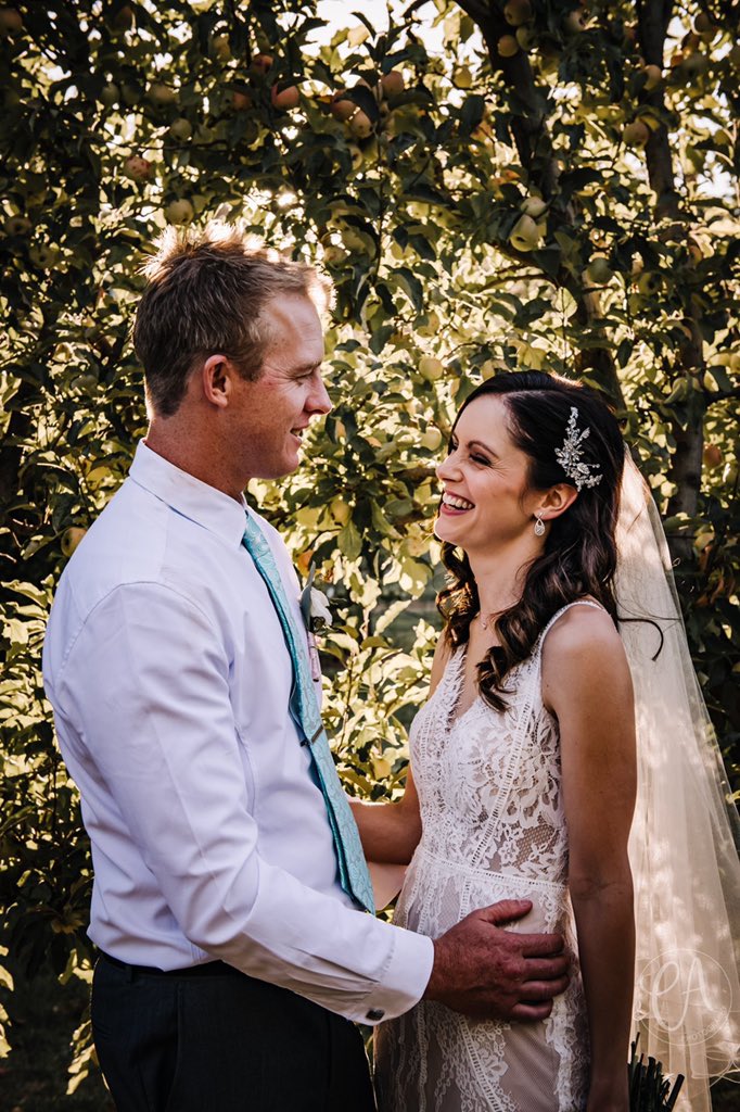chelsea_artist's tweet photo. Lovers in the Orchard ... #weddingphotographer #weddingphotography #weddingvideographer #perthwedding #weddingideas #husbandandwife #orchardwedding #coreciderhouse #Perth #pickeringbrook #lovers #Soulmates #meanttobe #interstatewedding https://t.co/GV3X9N1GCE