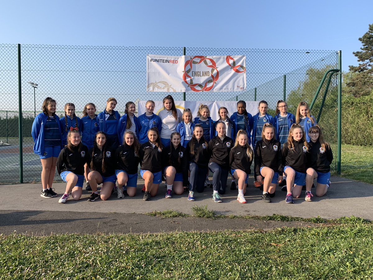 MissSidnieSales's tweet photo. Netball ready...#DLP19 https://t.co/6f5pq5jW43