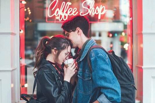 ভালো লাগে তাই, ভালোবেসে যাই;
যা কিছু চাই, তা যদি না পাই;
যতটুকু পাই, যতটুকই হারাই;
তবু আমি বারবার তোমাকেই চাই।
আছো তুমি হায়, মনেরই মায়ায়;
সারাদিন রাখি তোমায়, আমারই ছায়ায়;
যদি কভু হায়, অকুল দরিয়ায়;
ভাসাইলে তরী তুমি খুঁজবে কি আমায়?