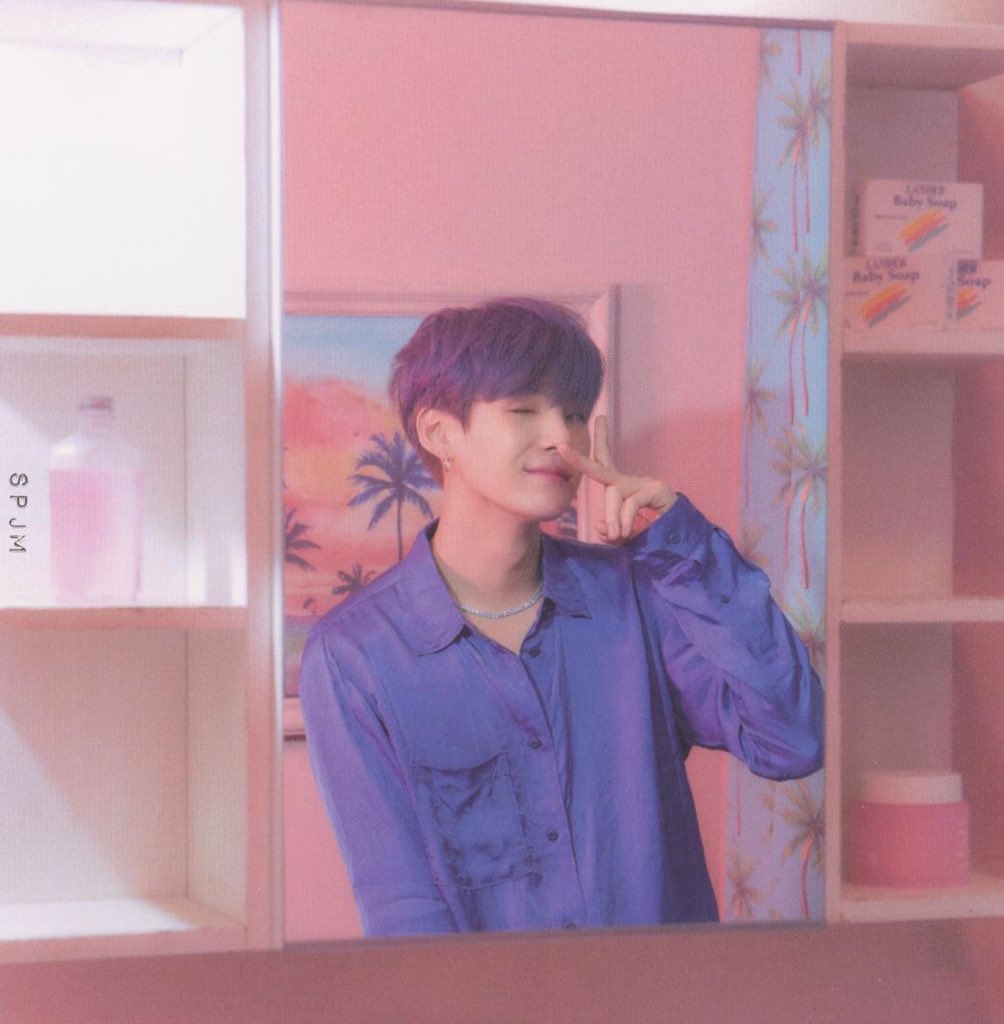 nsfwagustd's tweet photo. Peace ✌️ https://t.co/BI4lL5BrJu