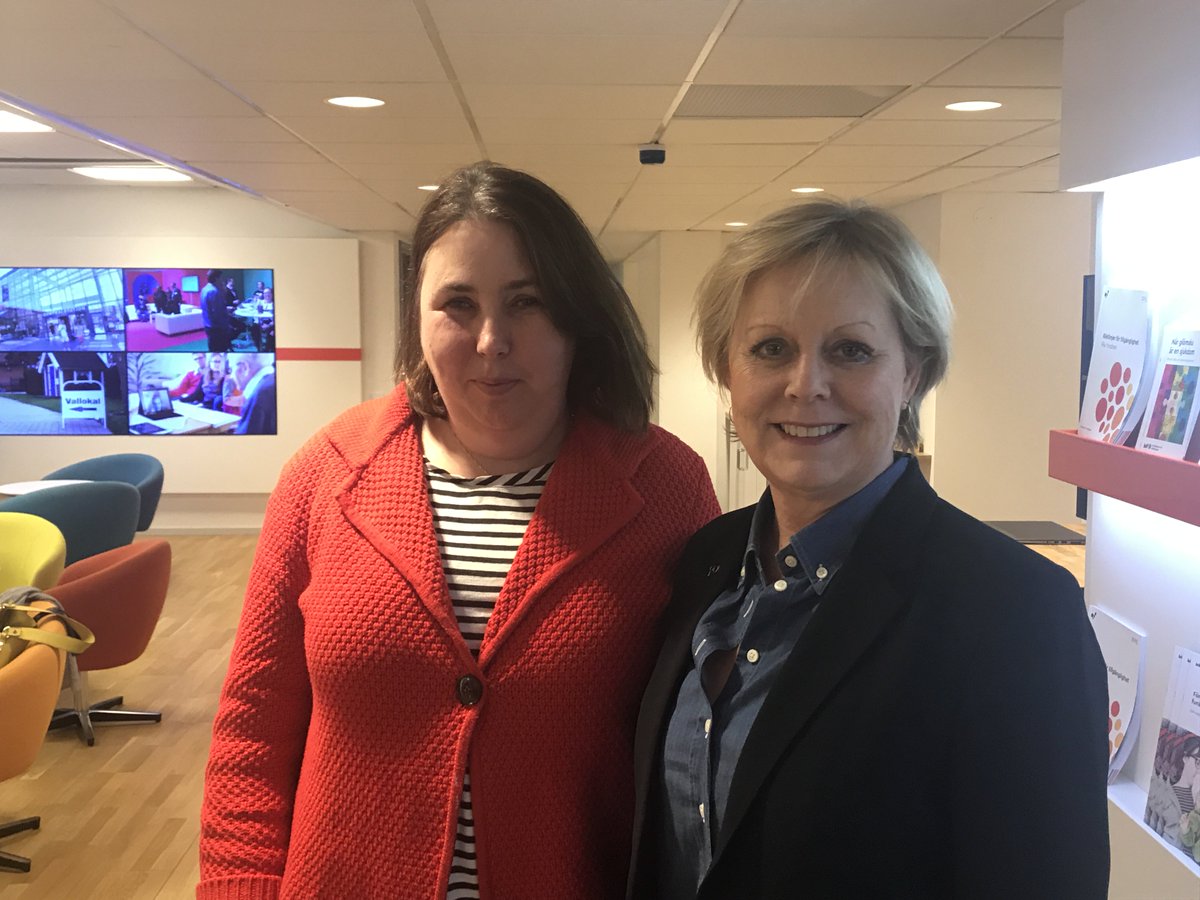 Kvinnor med funktionsnedsättning behöver synliggöras mer inom såväl funktionshinders- som jämställdhetspolitiken, skriver Malin Ekman Aldén på <a href="/MFDse/">MFD</a> och Lena Ag på <a href="/jamy_sverige/">Jämställdhetsmyndigheten</a> i en gemensam debattartikel i <a href="/dagenssamhalle/">DAGENS SAMHÄLLE</a>. #funkpol #jämställdhet dagenssamhalle.se/debatt/samre-v…