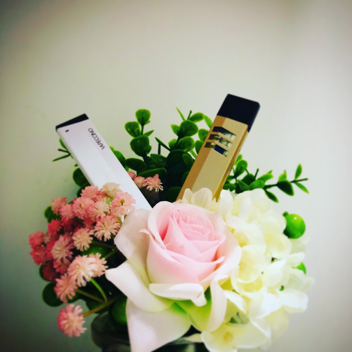 vapeccino's tweet photo. VAPECCINO MATE 1 makes you feel better on Monday🆗
#VAPECCINO #VapeccinoMate1 #PurerTaste #Vape #VapeLife #VapeFam #VapeNation #vapeon #vapetricks #vaper #podmod #nicotinesalt https://t.co/pNtZMTdUVc