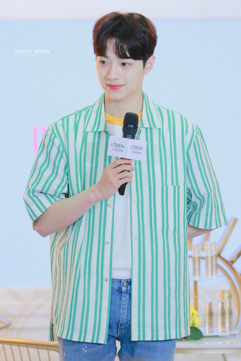 seabedmoon0923's tweet photo. 190415   L’OREAL🍬🍬🍬

#라이관린 #赖冠霖 #LaiKuanlin #LAI_KUANLIN #LAIKUANLIN https://t.co/M0WftCpkbQ