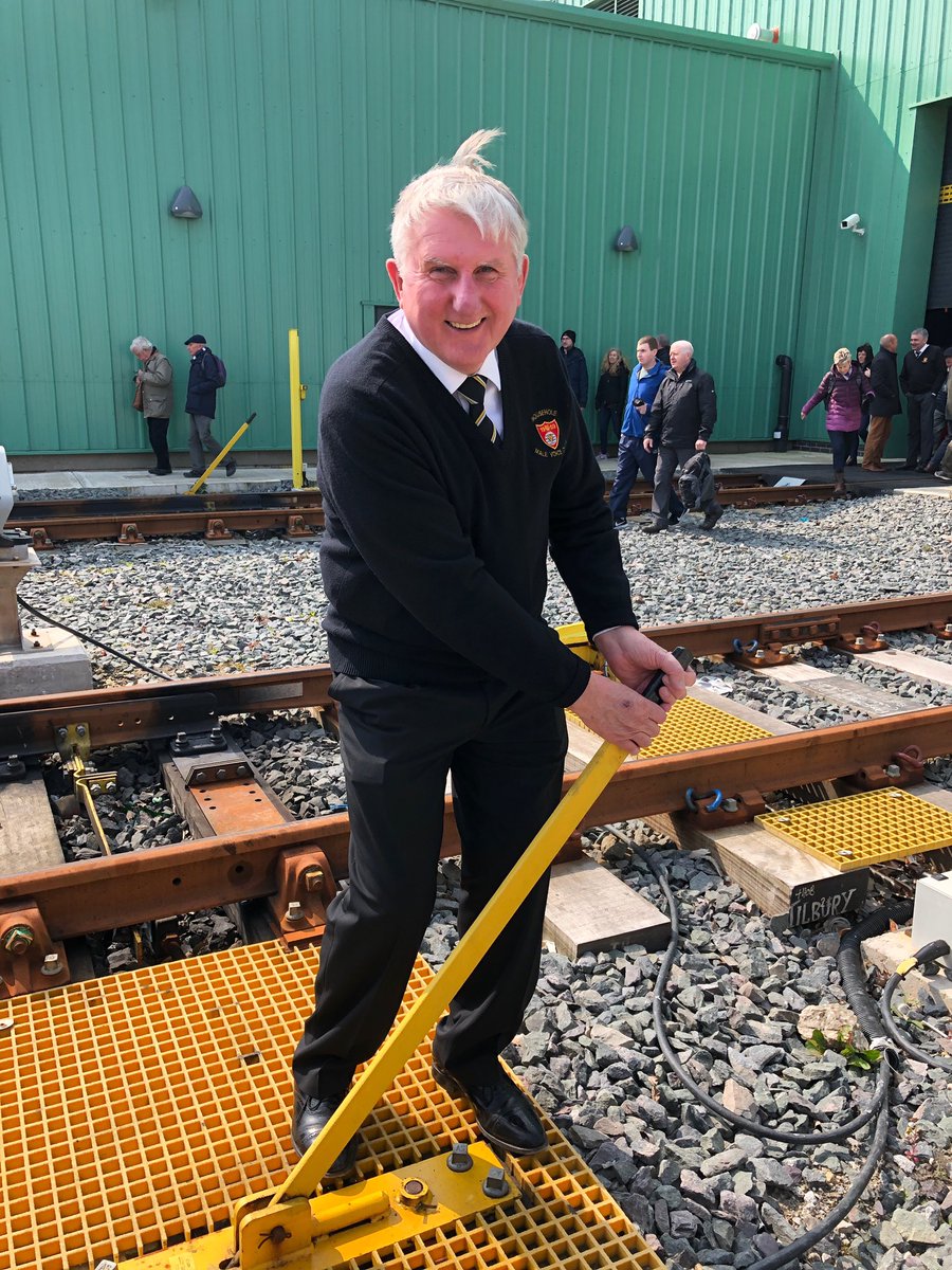 MStevensFish's tweet image. Pulling all the right levers at the GWR Long Rock Maintenance Depot opening day with the Mousehole Male Voice Choir! Raising money for the Penlee Lifeboat station and the RNLI. ⁣

#rnli ⁣
#mouseholemalevoicechoir  #matthewstevensfish ⁣
⁣#greatwesternrailway
