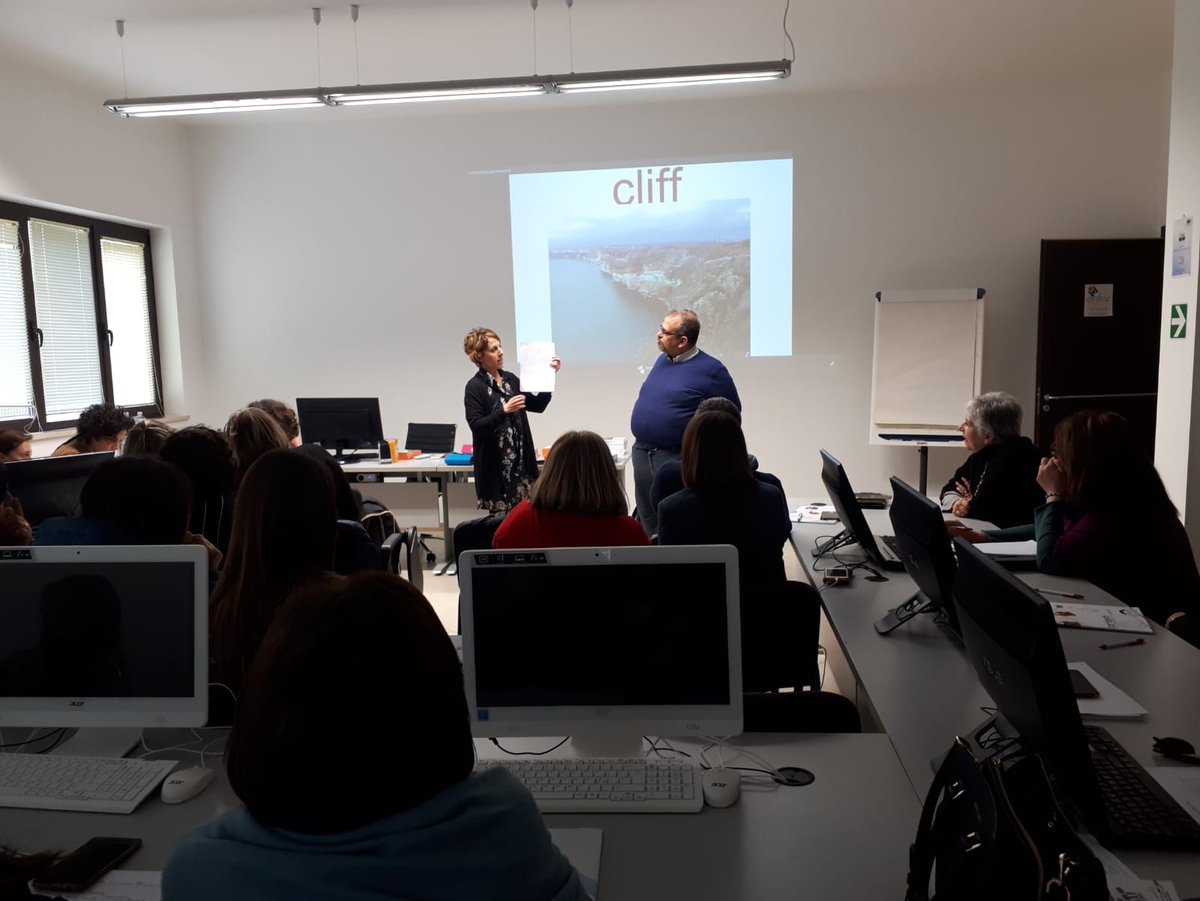 EnteEnfor's tweet photo. Nel weekend del 13 e 14 aprile si è svolto, in collaborazione con @ipertesto, il corso introduttivo sulla conoscenza della Comunicazione Aumentativa e Alternativa (#CAA) e alle principali Tecnologie Assistive ad essa correlate. https://t.co/24Gv0oW5IF https://t.co/Dsv8KMEsSz