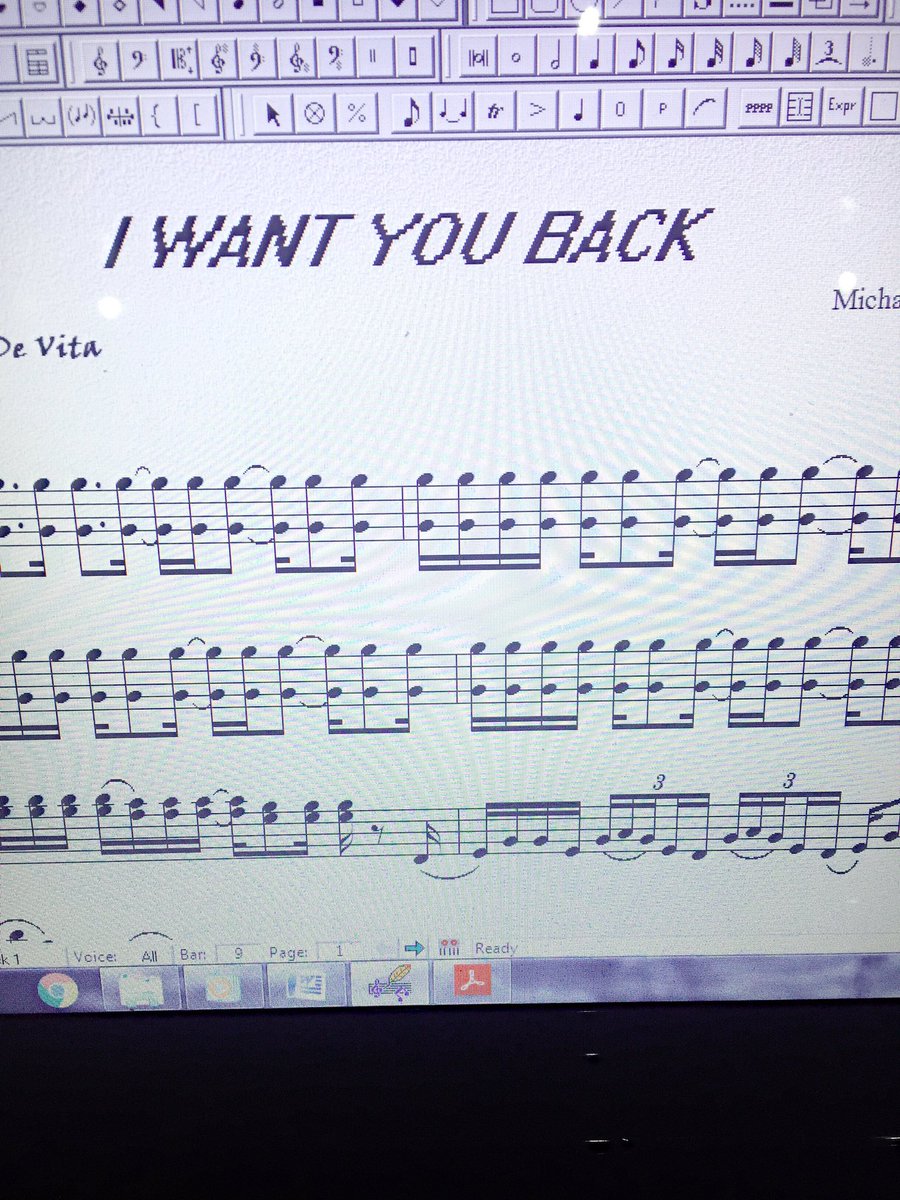 GinoDeVita2's tweet photo. Lavorando al Tributo a Michael Jackson #tributetomichael #music https://t.co/jO3uIiFdjT