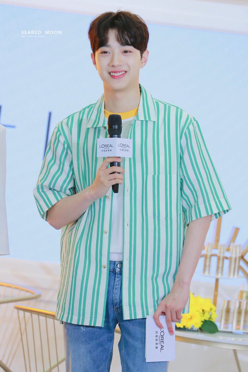 seabedmoon0923's tweet photo. 190415   L’OREAL💚💚💚

#라이관린 #赖冠霖 #LaiKuanlin #LAI_KUANLIN #LAIKUANLIN https://t.co/Vhb1zcPmS0
