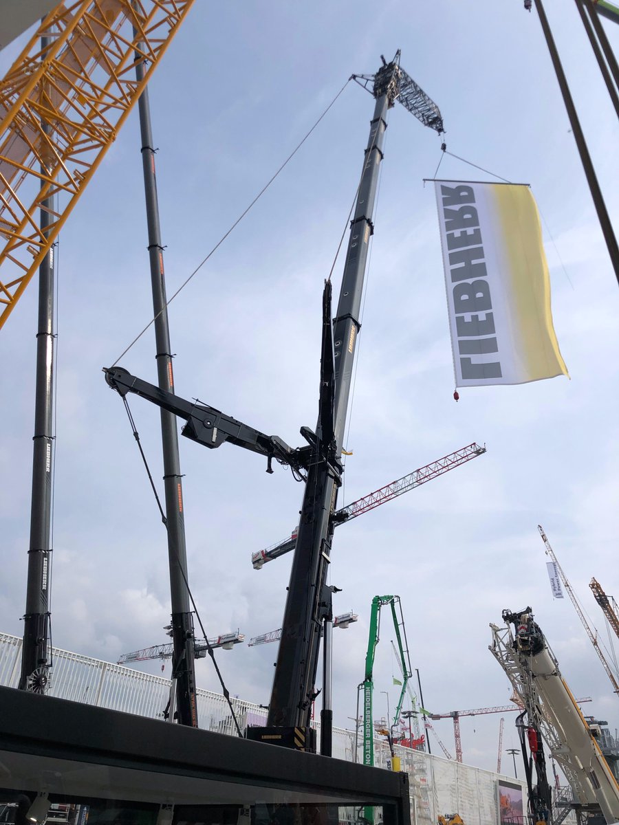 DRSCranesSrl's tweet photo. Some beauties from great #Bauma2019
Next stop #Bauma2022 ! https://t.co/8NlOjm1bqd