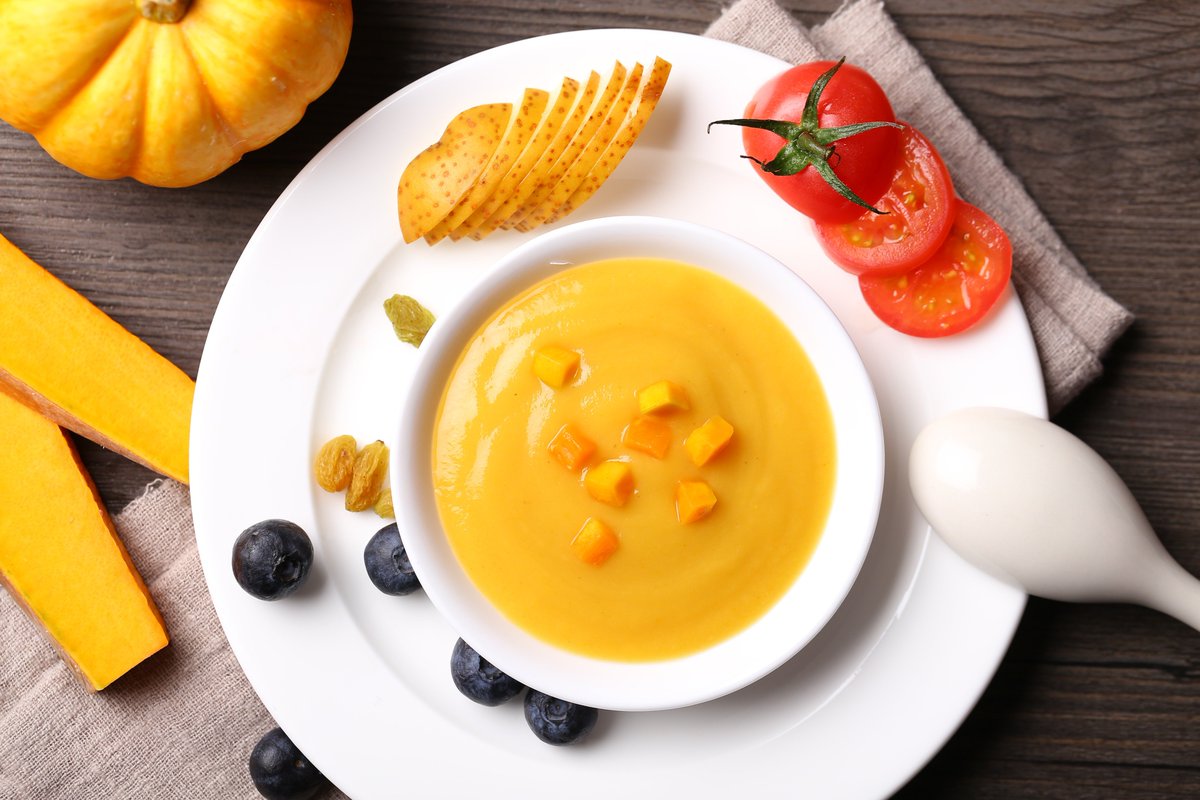 CEcrans's tweet photo. Bien gérer les #écrans, c'est comme bien gérer les #aliments, ça s'apprend ! Découvrez les #conseils du Dr Serge Tisseron dans notre nouvel article https://t.co/cXp0bZPPcR https://t.co/iJi7Exi1hV