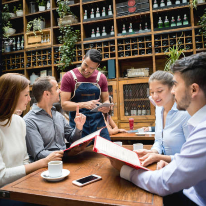 ScanTranslate's tweet image. Translate the 📄 menu in an overseas 🍗 restaurant using our 📟 
application and order what you really want 😁

💨  iOS:  apple.co/2NOqx1J  
💨  Android: bit.ly/2VRsNs2  

#scanandtranslate #textgrabber #menu #restaurant #translation #food #order #enjoy #meal