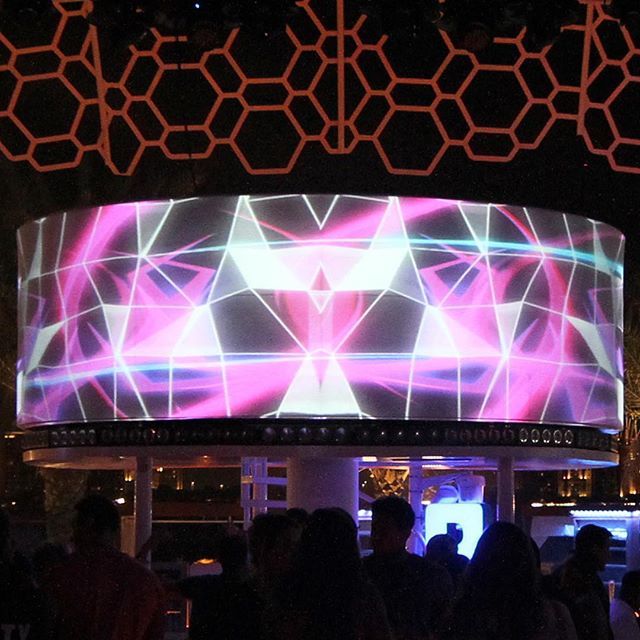Palnoise's tweet photo. Dj booth design 3d projection mapping live for Steve Aoki show at Dubai music club.
Credits: @alfonsolosco & @palnoise_
#3dmapping #3dprojectionmapping #vjing #mappinglive #resolume #madmapper #djbooth #djboothdesign #steveaoki #polygonart #dubaievents #artdubai #projectio… https://t.co/WZSs1K9mlK