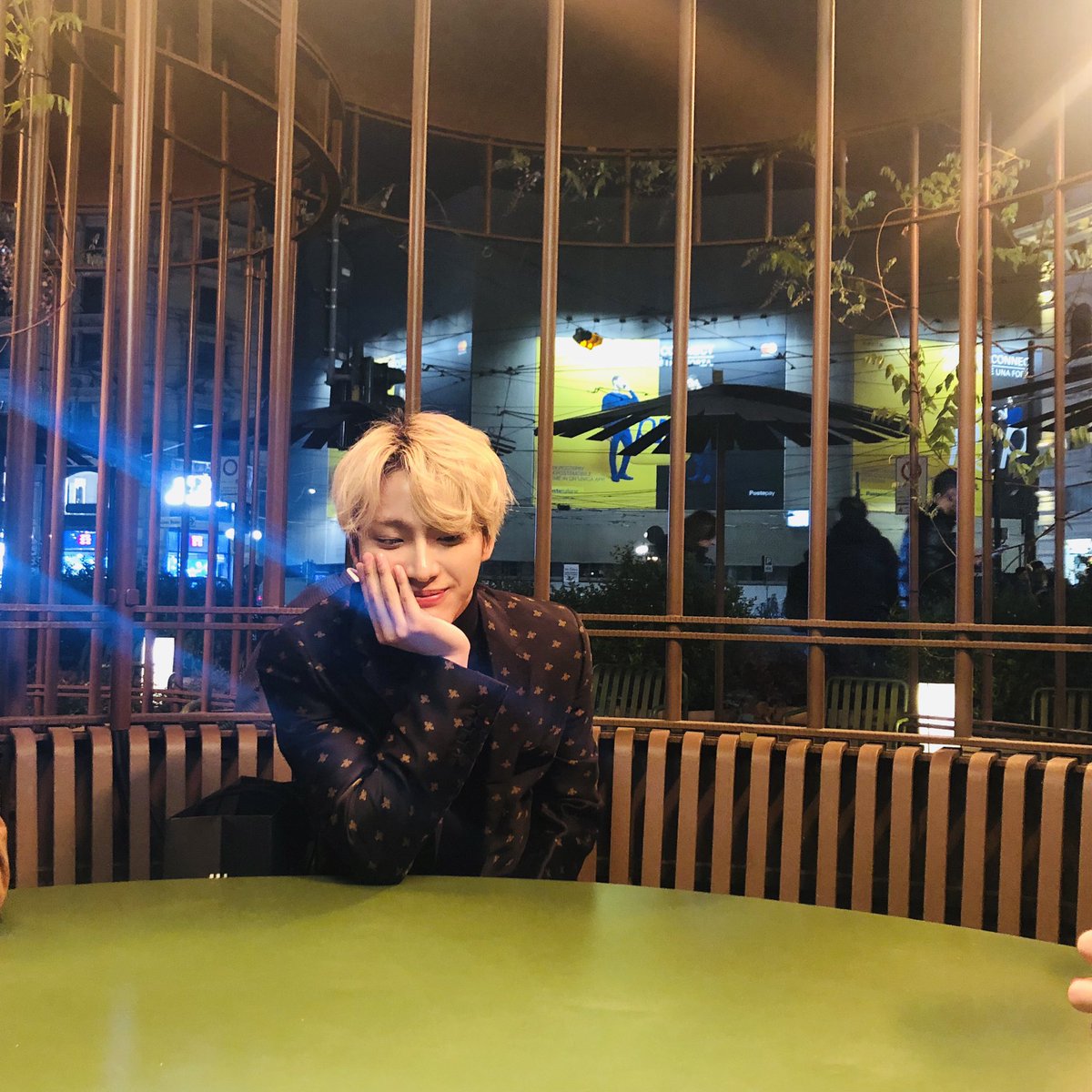 ATEEZofficial's tweet photo. [#성화] Thank you Milan❤️
#ATEEZ #에이티즈 https://t.co/78ro9SndEr