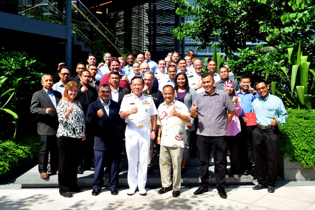 myjointforce's tweet photo. Pembukaan CDC Eks BW 2020 disempurnakan oleh AKS J7 Laksma Chan Peng Cheong &amp; Mr. Tamaribuchi ECG Directors di Hotel Grand Hyatt KL. Turut hadir adalah Pegawai Kanan ATM serta delegasi USINDOPACOM.
  #jointplanningprocess
  #interoperability
  #unityorfeffort
  #defencediplomacy https://t.co/0c7tv21Z9C