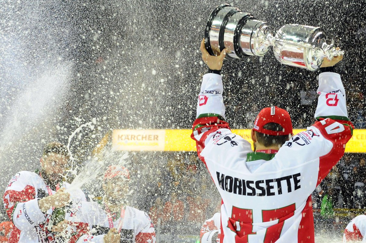 Bore da Dev Nation - how are the heads today? 😅🏆 

#Back2BackPlayoffChampions