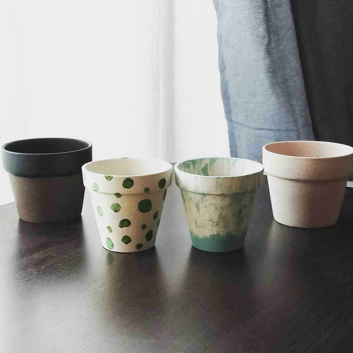 エージェントトンキチオール V Twitter ダイソーの素焼き鉢にまたペイントしてオリジナル作ったのよ奥さん