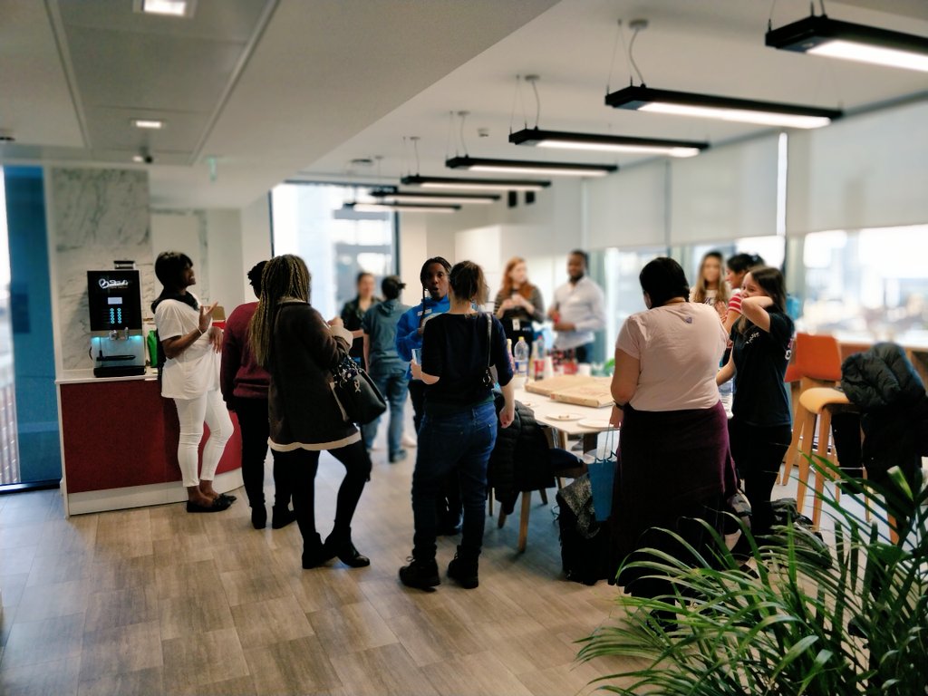 EvaProkop's tweet image. RT @CodeAndStuff_uk: Loved seeing all the post about our Mircobit workshop last week. It was great to see everyone learning and also having fun. A big thank you to @northcoders for the drinks and food #codeandstuff #womenintech #pizzaTime #mircobits #non…