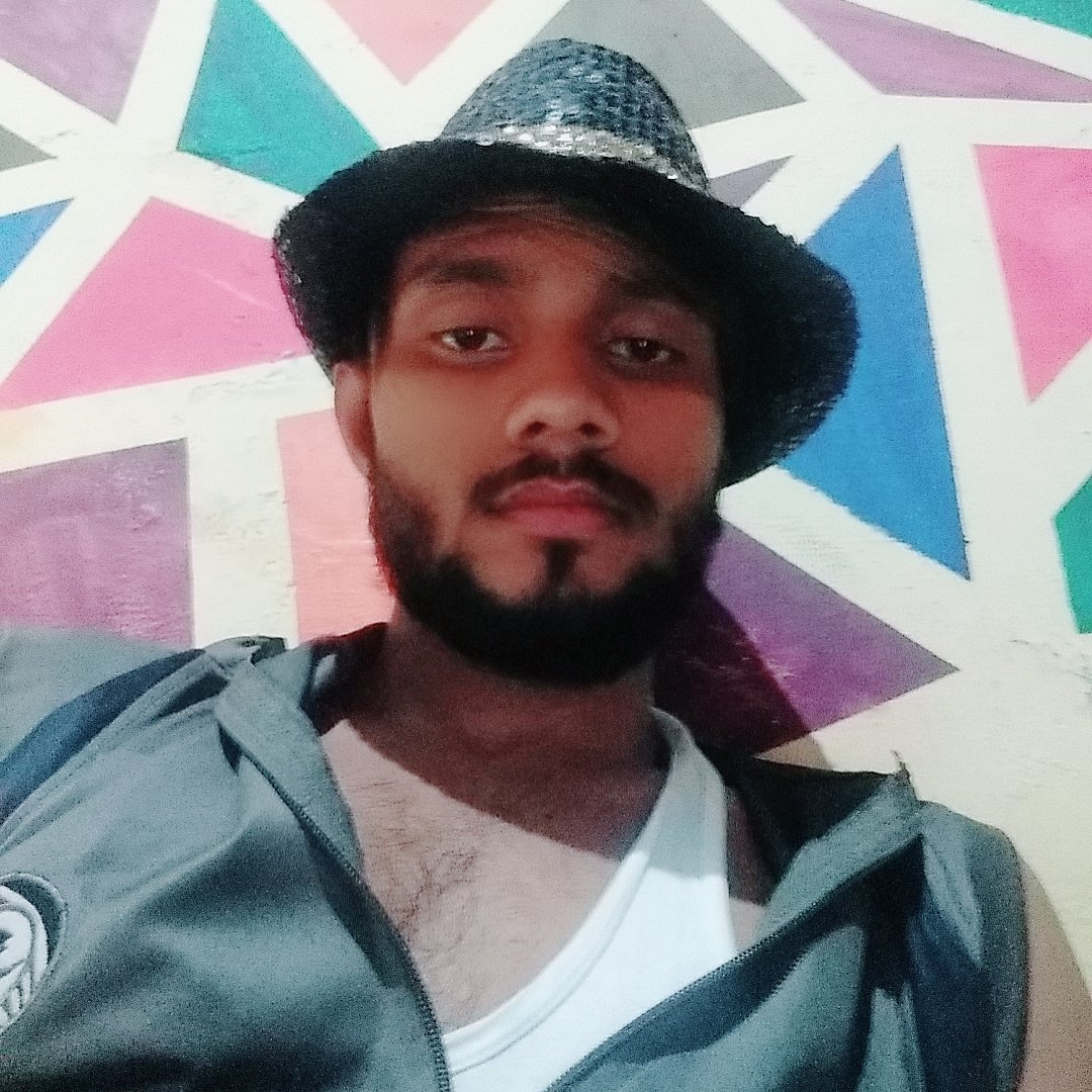 AalamHashmi17's tweet image. Apna time ayega