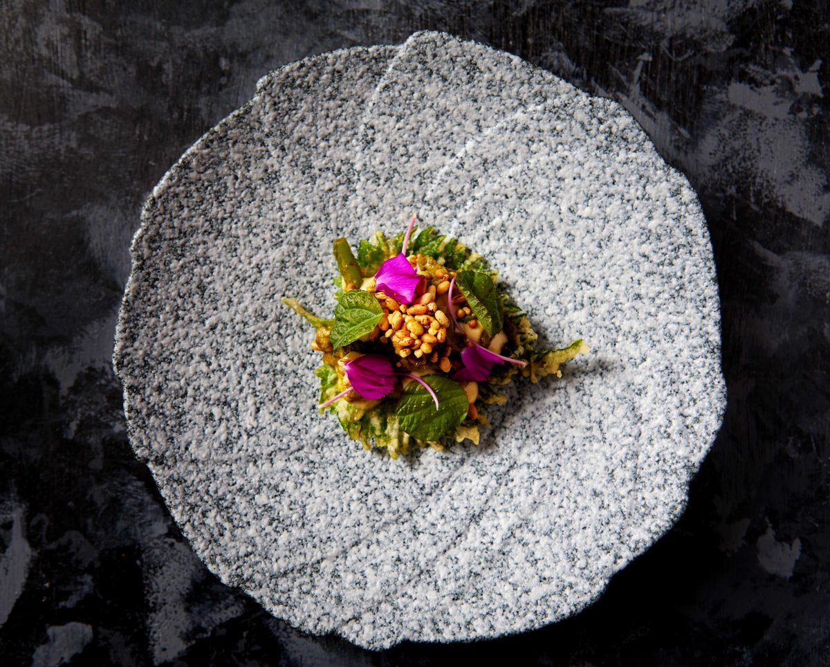 Chicken + Shisho

#tresindstudio #dubai #finedining #modernistindiancuisine #evolutionoftresind #worldssmallest #mostexclusive #modernindianrestaurant #luxurydining #thevocolife #mydubai #bestrestaurants #16course #chefstable #culinaryart