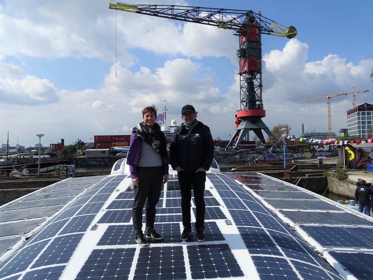 SolarPowerEU's tweet image. Brilliant visit onboard @energy_observer - the world’s first #hydrogen &amp;amp; #solar vessel! Energy Observer is on a 6-year world journey aiming to achieve energy autonomy, emitting zero GHG or fine particles.  A great example of #sectorcoupling! Bon Voyage @energy_observer  ⛵️