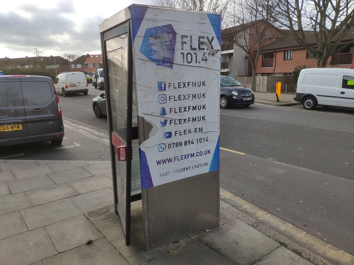 MarkGale's tweet photo. @InLinkUK Fact: @bt_uk have failed to meet their own timeframe to remove two abandoned Payphones in Morden. They can't even repair working ones Vandalised or clean flyposters/fix doors.
Best to object to ALL future plans, no care for the community! #PavementsForPeople not #Inlink https://t.co/endI87XXcK