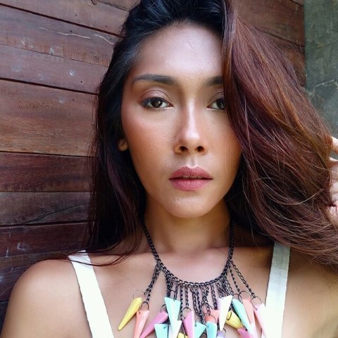 Satu Jam Saja wesingapp.com/user/609c9f832…