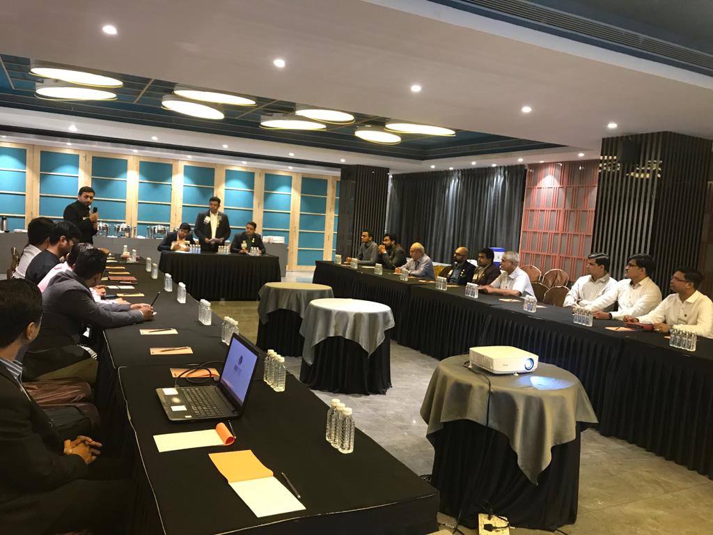 KanhaiyaNM's tweet image. #BNI #B2BTextileForum Meeting Today 😍👍