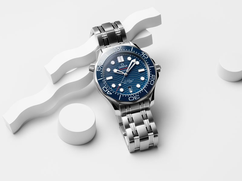 SeaMaster Diver 300m combines voyage 