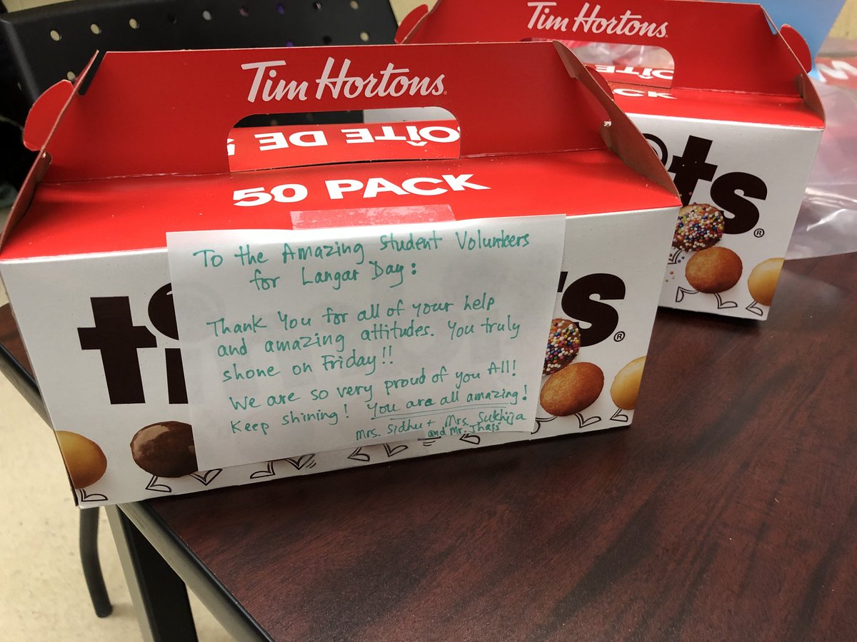 Thank you to all the Amazing Student Volunteers that gave their time and giving hearts for Langar Day on Friday! You are simply amazing and make us so proud! <a href="/HumberviewSS/">Humberview S.S.</a> <a href="/suefried/">suefried she/her/hers</a> <a href="/sukhijagunit/">G Sukhija</a> #ProudToBeAHusky