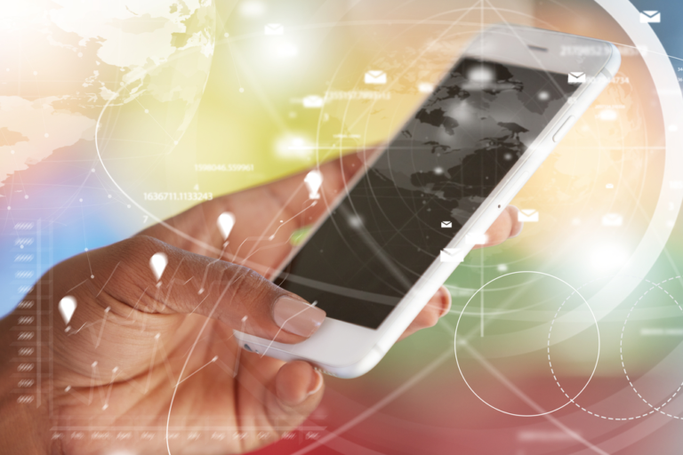 Kif_mob's tweet photo. Le marché français des #applicationsmobile connaît une expansion fulgurante durant la dernière décennie. Analyse avec #kifmob : https://t.co/hFKoy4Ti68
#ecommerce #application #mobile https://t.co/WtxhOTZR9x