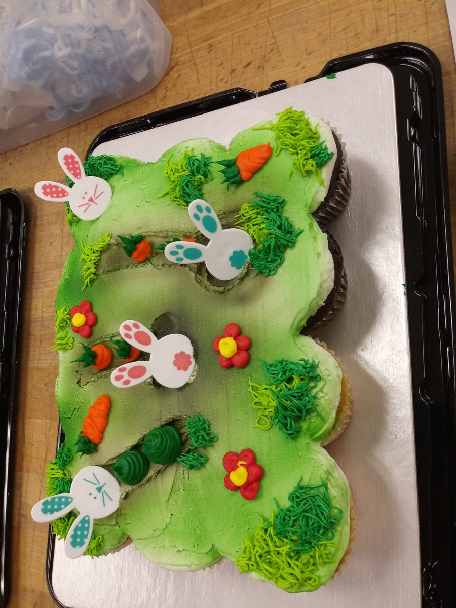 West St. Paul Super Target has your Easter covered. #Target #T2046 #bakerylife #cakedecoratorsrule