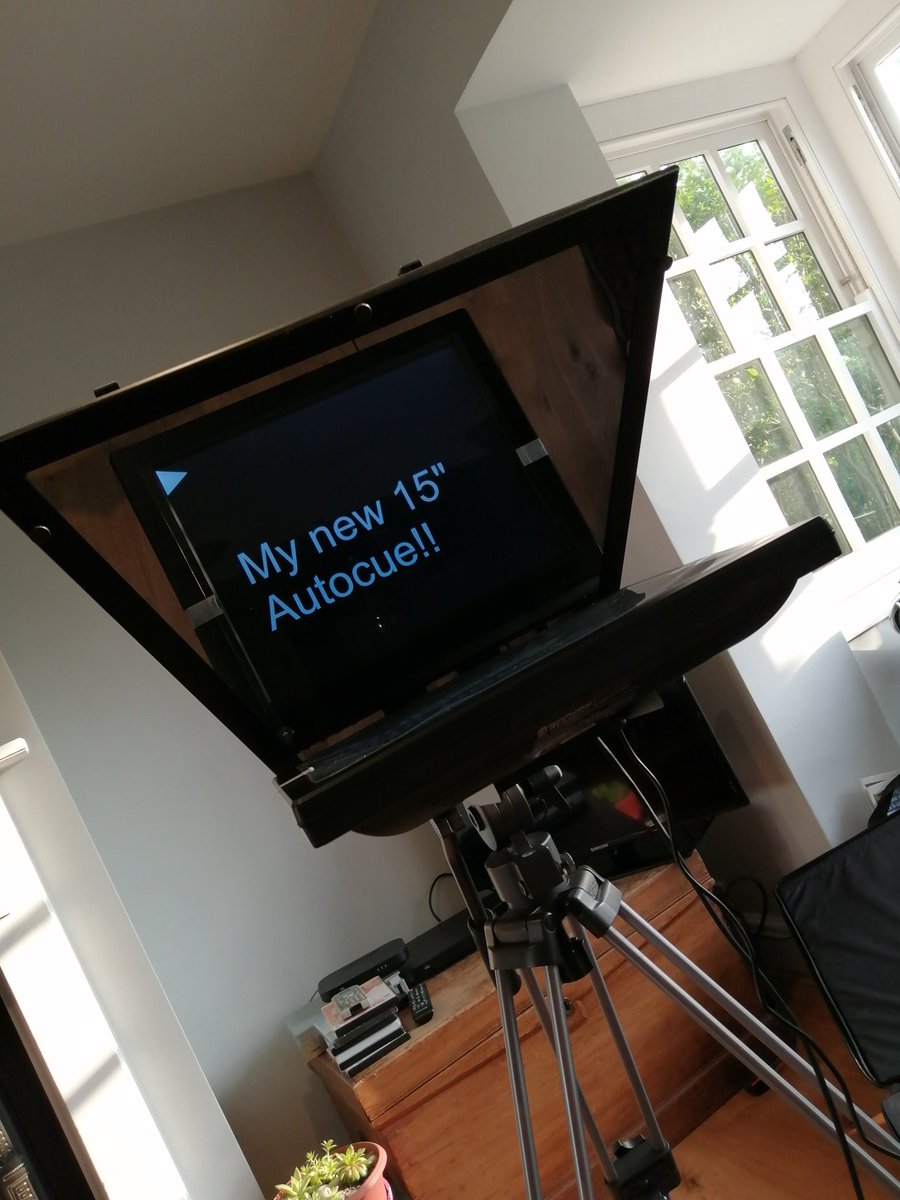 pukkapresenting's tweet photo. It's arrived! My new 15" Autocue rig. If you'd like training in how to read industry Autocue contact me - introductory offers as I'm so excited about my new kit!
#tvpresentertraining #tvpresenting #tvcoach #one2one https://t.co/404pC3JIH2