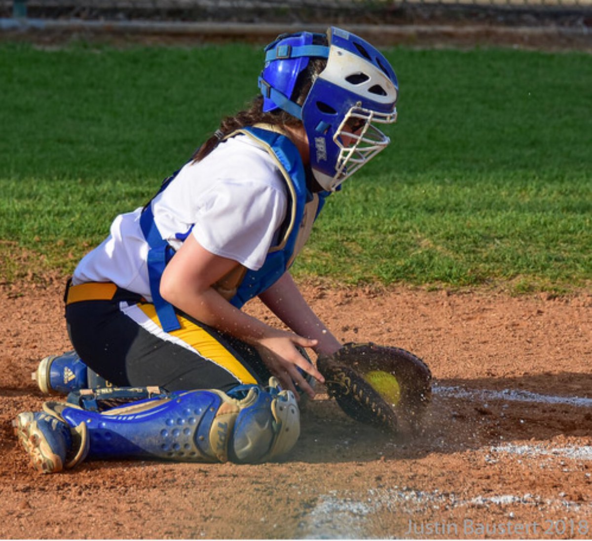 bronco3413's tweet photo. Once in a while a player comes along who transcends the game.Caroline Patterson is more than a captain she is a real leader. All county player, 5.25 gpa.. no doubt in our minds this young lady will go far! I’m so proud to have known you! Good luck! And keep swinging! https://t.co/qFceEnfMGa