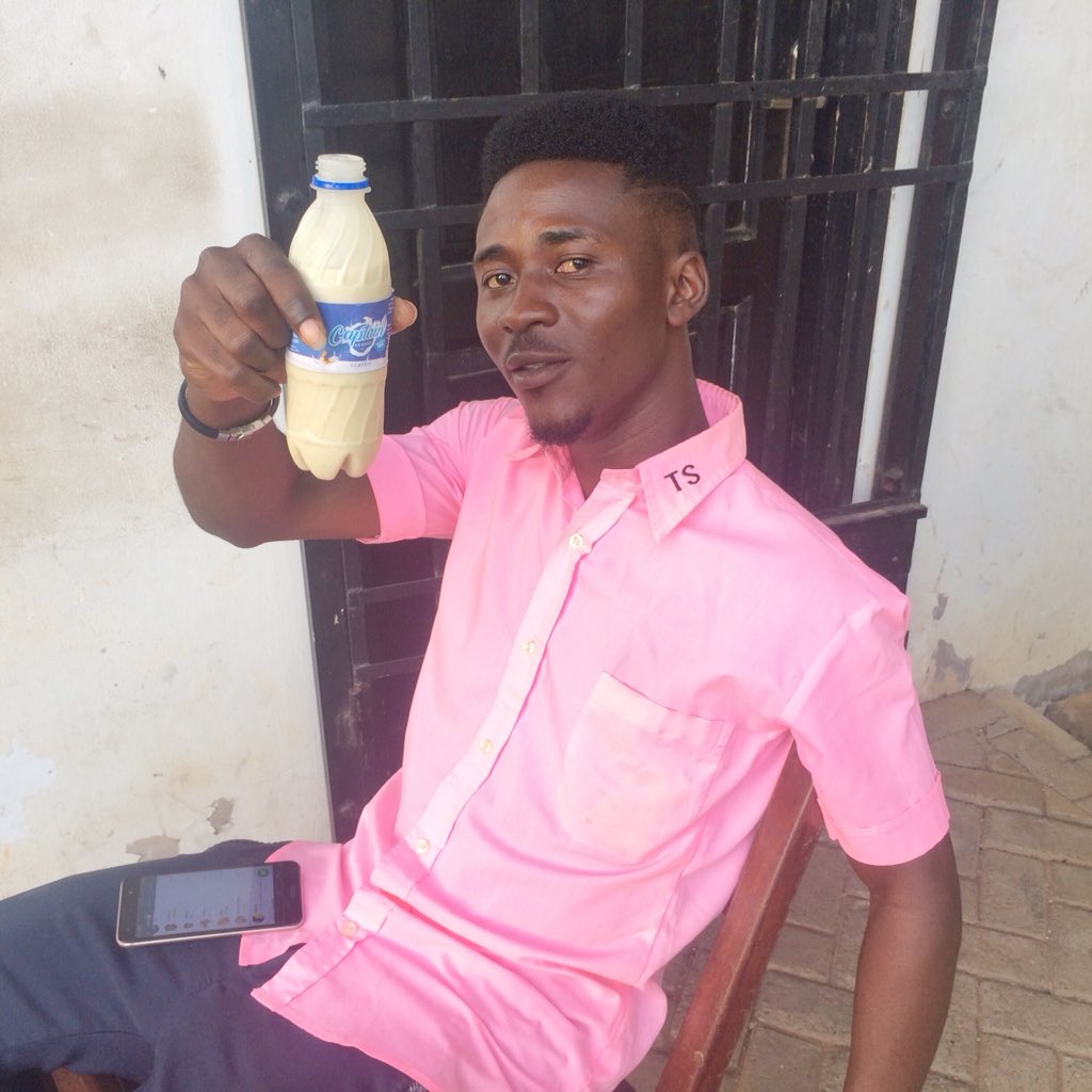 captainmashke's tweet photo. Good afternoon ๐ letโs refresh with captain๐งข
#captainicekenkey #letsrefresh #madeinghana #universityofghana #legon
Bani - TF - Evandy - Akuafo main https://t.co/5ZsRdN5ADx