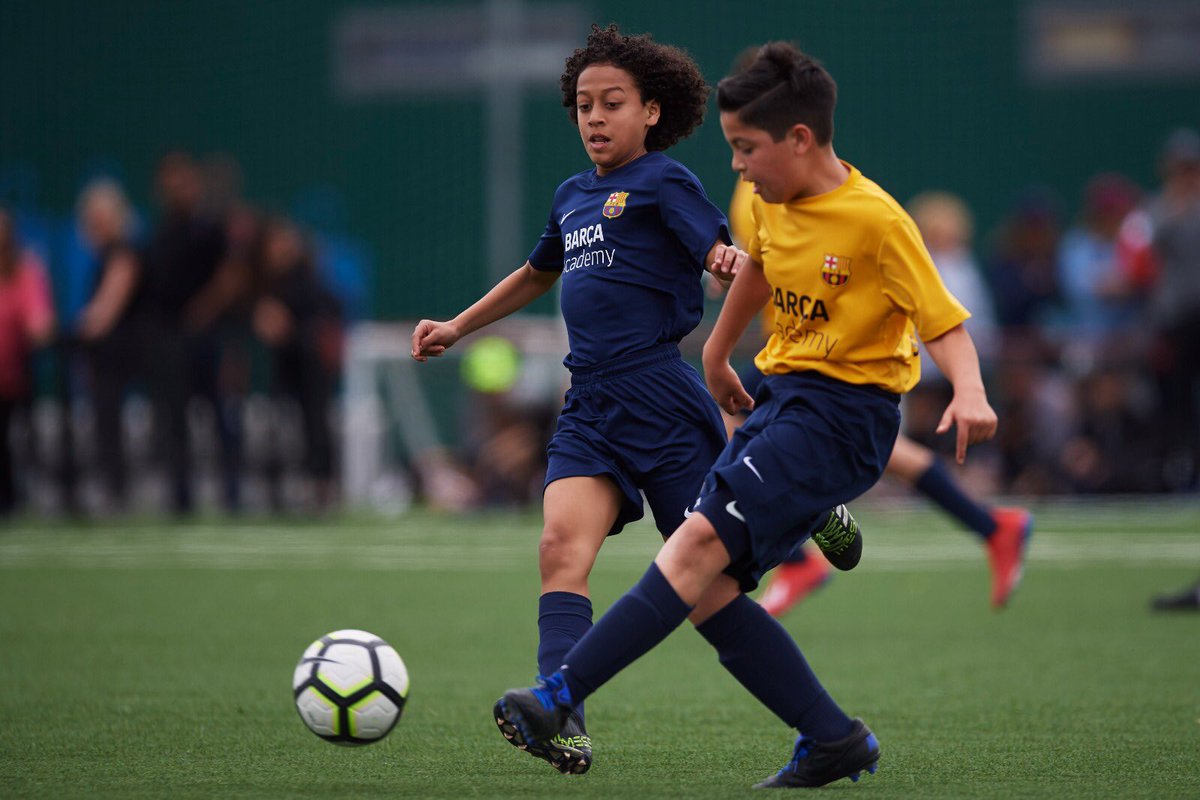 BarcaAcademy's tweet photo. Keep following the games of this first day of the #BAWC2019π΅π΄ Seguimos con los partidos del primer dia de la #BAWC2019 π΅π΄ Seguim amb els partits del primer dia de la #BAWC2019π΅π΄ https://t.co/7fvyKBLlFw