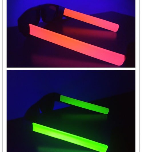 beigebell's tweet image. Check out these stylish luminous/glow in the dark slap glasses 🕶️ Perfect as a promotional gifts for festivals, concerts, universities and many more! Available in different colours, you can even write on the arms with the UV light pen and it glows in the dark!✨😎 #beigebell