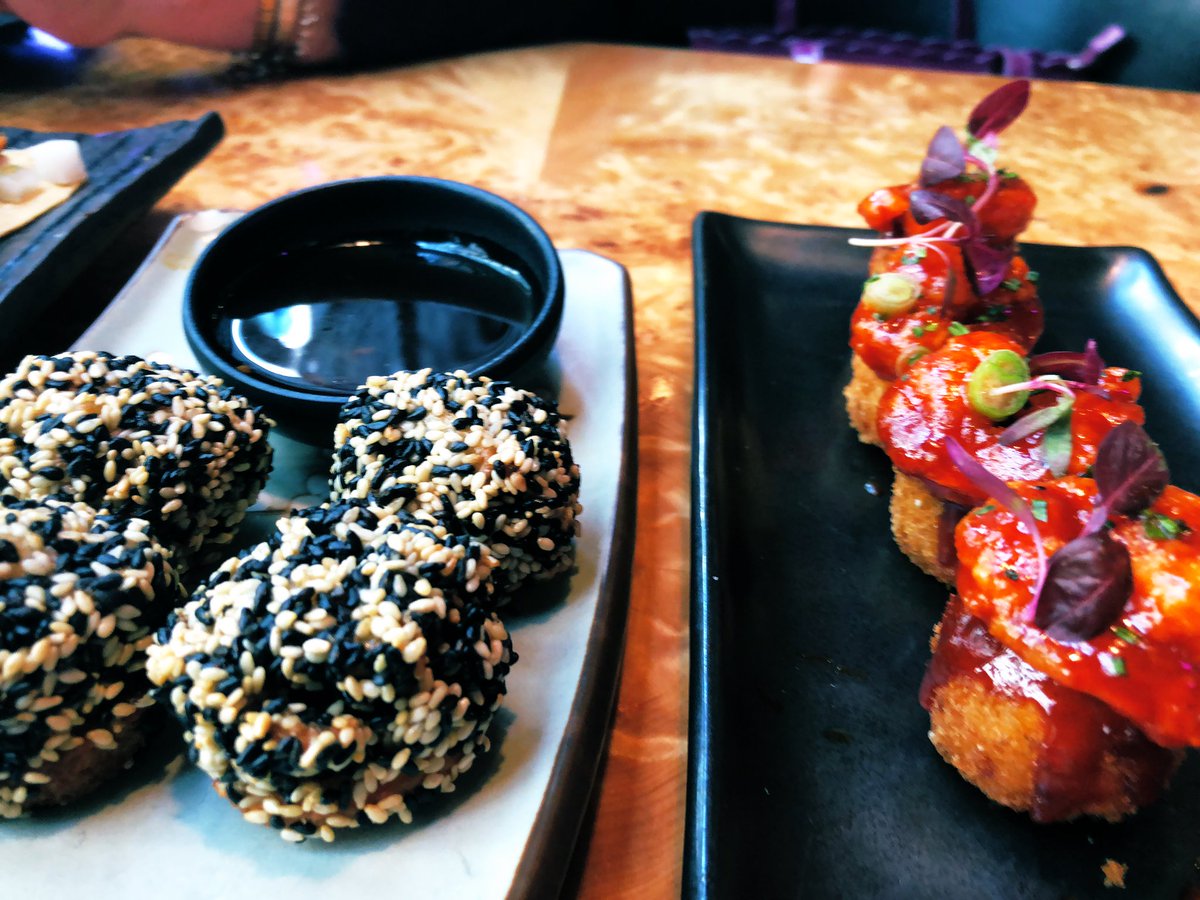 Watch out #Manchester <a href="/JEANNUTTER/">JEAN NUTTER</a> is on the lash !!! #MondayClub <a href="/TattuRestaurant/">Tattu Restaurant</a> - Those prawns 🦐😍