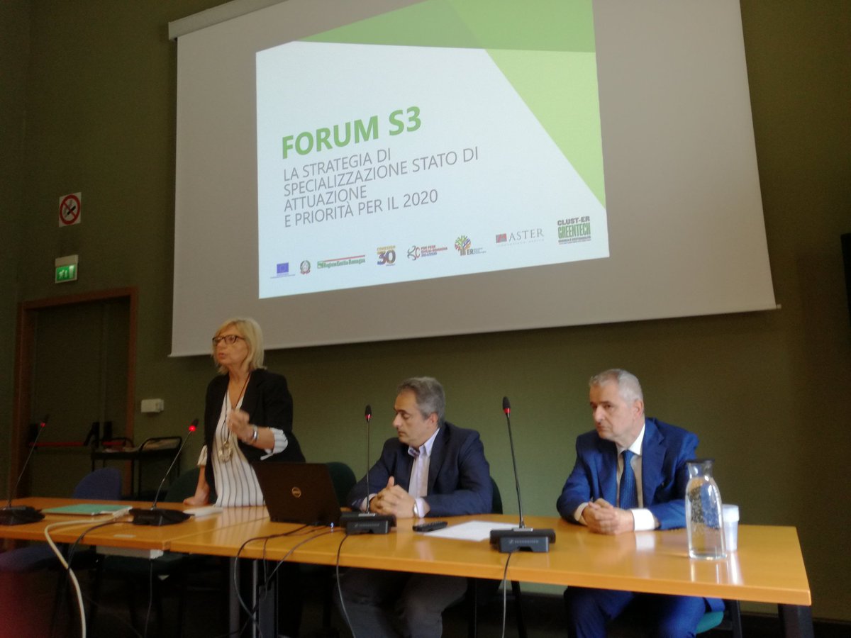 TweetItGreen's tweet photo. Inizia il #ForumS3 Energia e sivluppo sostenibile https://t.co/UI4UMBmtoj