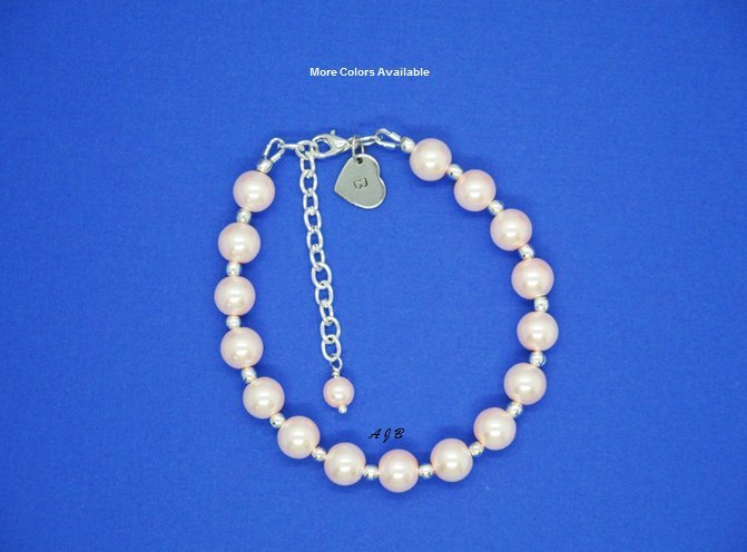 gaudreau_louise's tweet photo. Personalized Initial Pearl Charm Bracelet #Monogramgift #monogrambracelet #MaidofHonorjewelry #PersonalizedBracelet #maidofhonorbracelet #bridesmaidbracelet #Bridesmaidjewelry #FlowerGirlGift #Weddings #bridesmaidgift #maidofhonorgift #flowergirlbracelet https://t.co/13qC0pqU3J https://t.co/yzk1Ve4niD