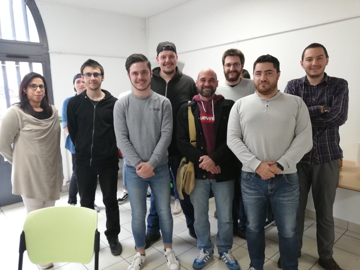 fudimont's tweet photo. Oh un nouvel apprenant à @villemontauban!! 🔝👍😉
@sawouane @sandok3 @IngridS_Simplon @Simplon_Occ @AurelienChirot https://t.co/E53Mp4xB1O