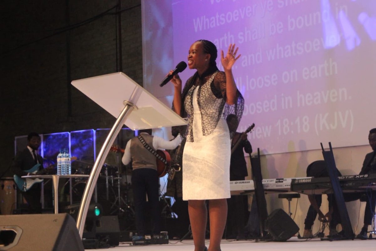 gracehousetwit's tweet photo. First Sunday service at GraceHouse Family Church’s new place of worship ‘Goshen’! #TheFutureIsNow #ADreamIsBorn #2019MyYearOfMightyWorks cc @chuksozabor @augustaozabor https://t.co/xcKHcmtGR8
