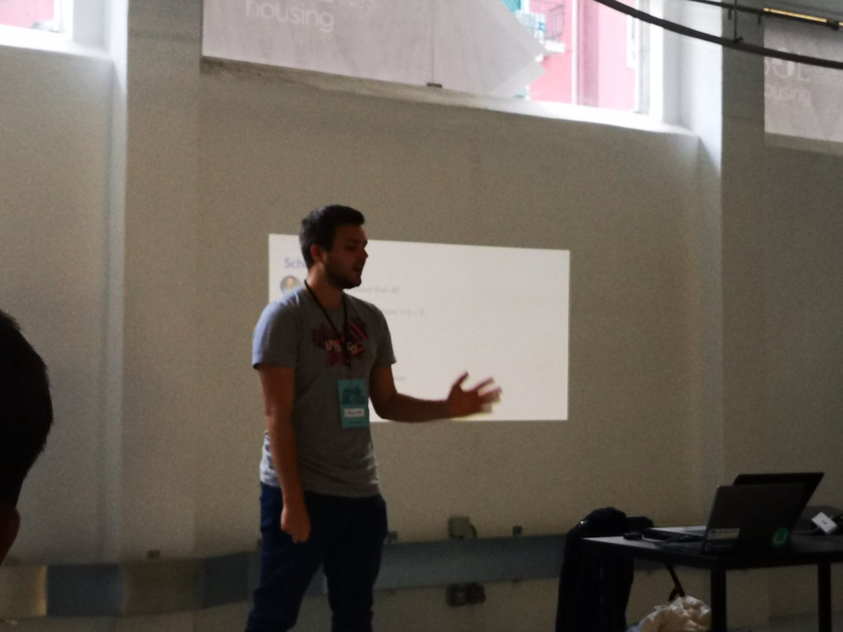 inacio_r's tweet image. @callumbwhyte at #UmbracoRoadshow Lisbon