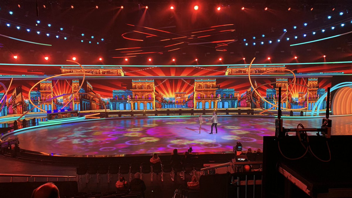 ArKaos's tweet photo. This impressive show put on #DancingOnIce in Germany was created with #Arkaos 4k #StudioServer and #MediaMasterPro.
To all creators of it this magic, we go - WOW!
Read about: https://t.co/U3CA2Y4UQY https://t.co/uXQBDD4nB5