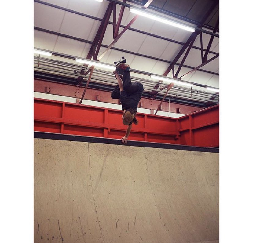 binfaceskates's tweet photo. Chester inverted 🙃 https://t.co/65eGrnFvce
