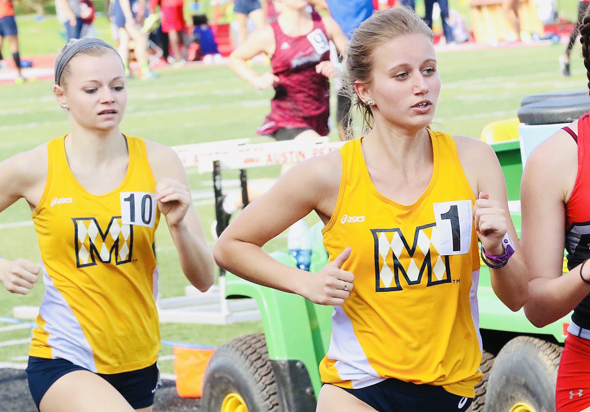 MSURacers's tweet photo. ICYMI: Racer Track &amp; Field competed over the weekend at the APSU Invite! @MurrayStateXCTF saw a school record broken🏅, multiple PR’s and top 5 finishes! Great job Racers! 

#LeaveYourLegacy #ShoesUp 🏇🏽👟 https://t.co/faTFv8BxQ5