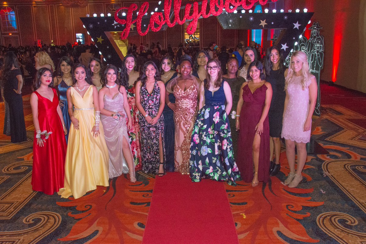 NMHS Prom Committee tweet media