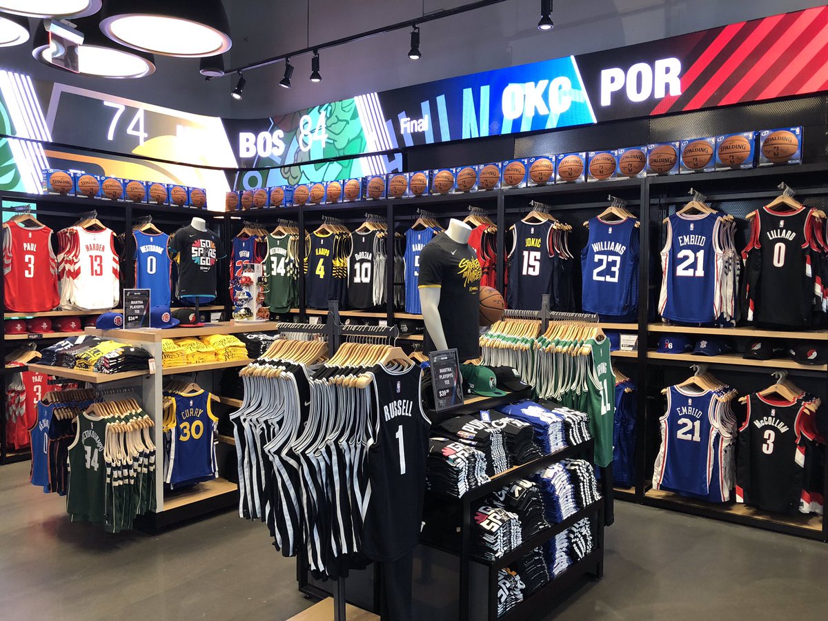 NBA Store on Twitter: "👀 25% select items @NBASTORE NYC! https://t.co/k3U95zDc4V" /